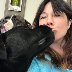 Meet your Posher, Crystal